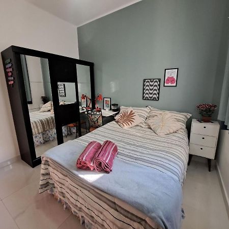 Quarto Privativo No Melhor De Botafogo Com Anfitria - Home With Host Rio de Janeiro Eksteriør billede